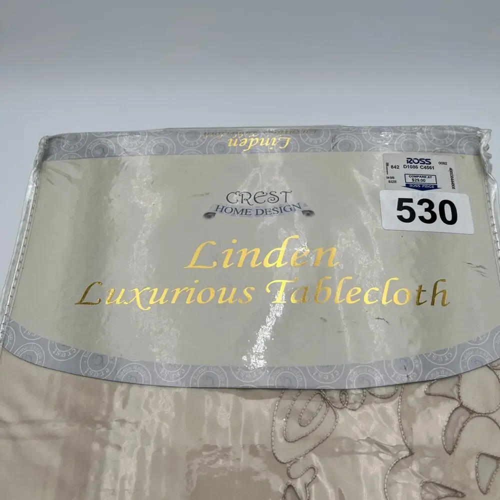 NOS Crest Home Design Chelsea Luxurious TableCloth 70” Diameter Gold Embroidered - Picture 5 of 13